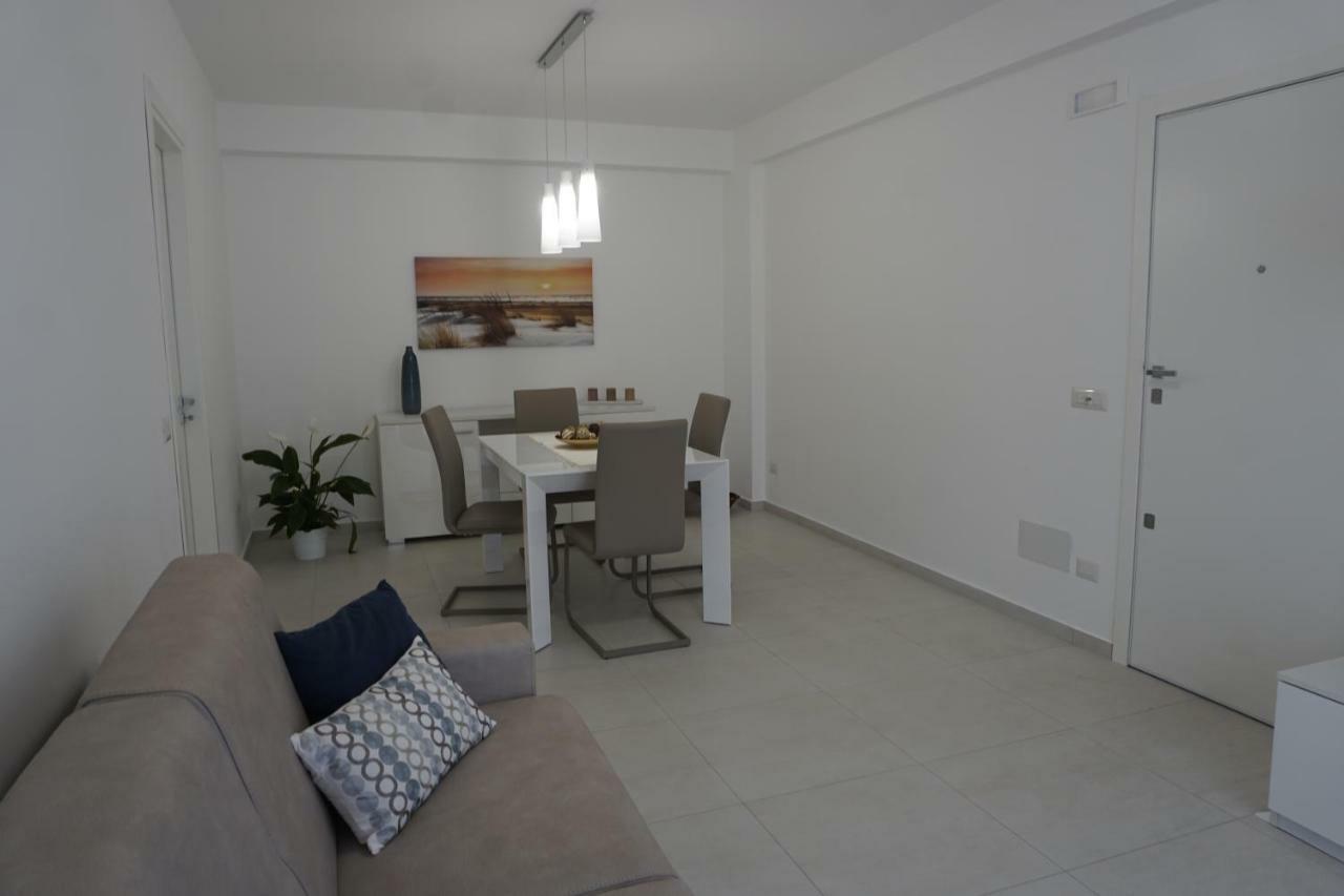 Casa Gise Leilighet Aci Castello Eksteriør bilde